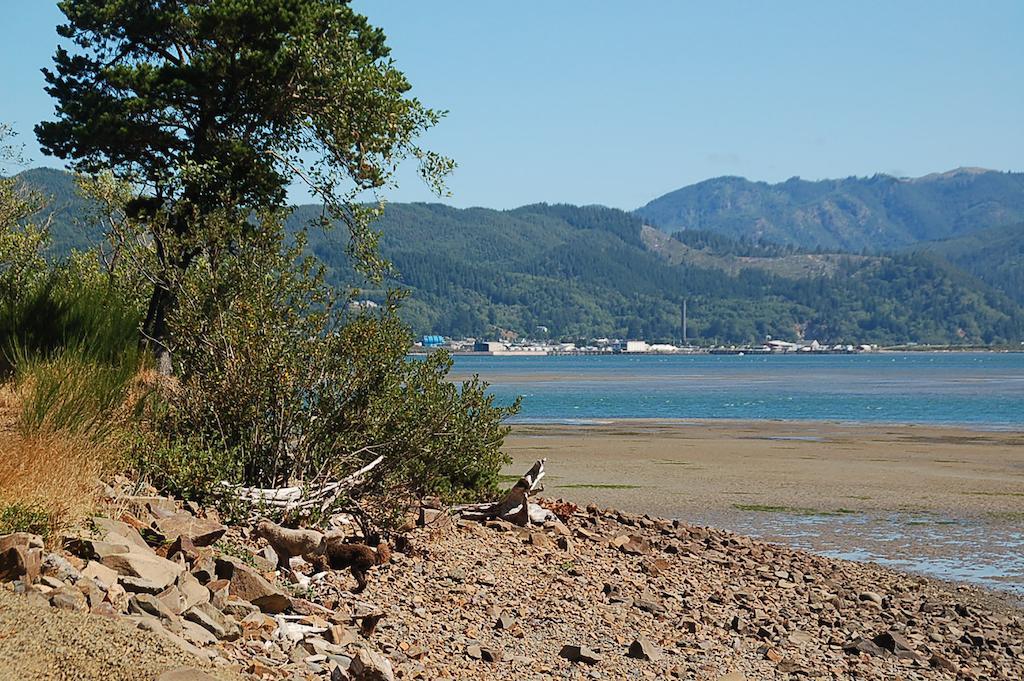 Sheltered Nook On Tillamook Bay Bay City Exteriér fotografie